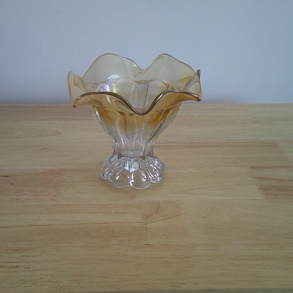 Cardinal Art Glass Candy dish Compote Ruffle Bowl with pedestal - Picture 2 of 5